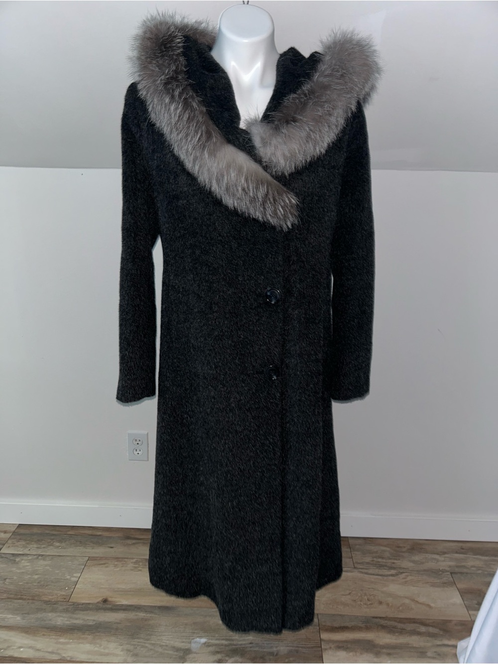 Sofia Cashmere Black Suri Alpaca and Wool Charcoal Coat Fox Fur Trimmed Hood 10